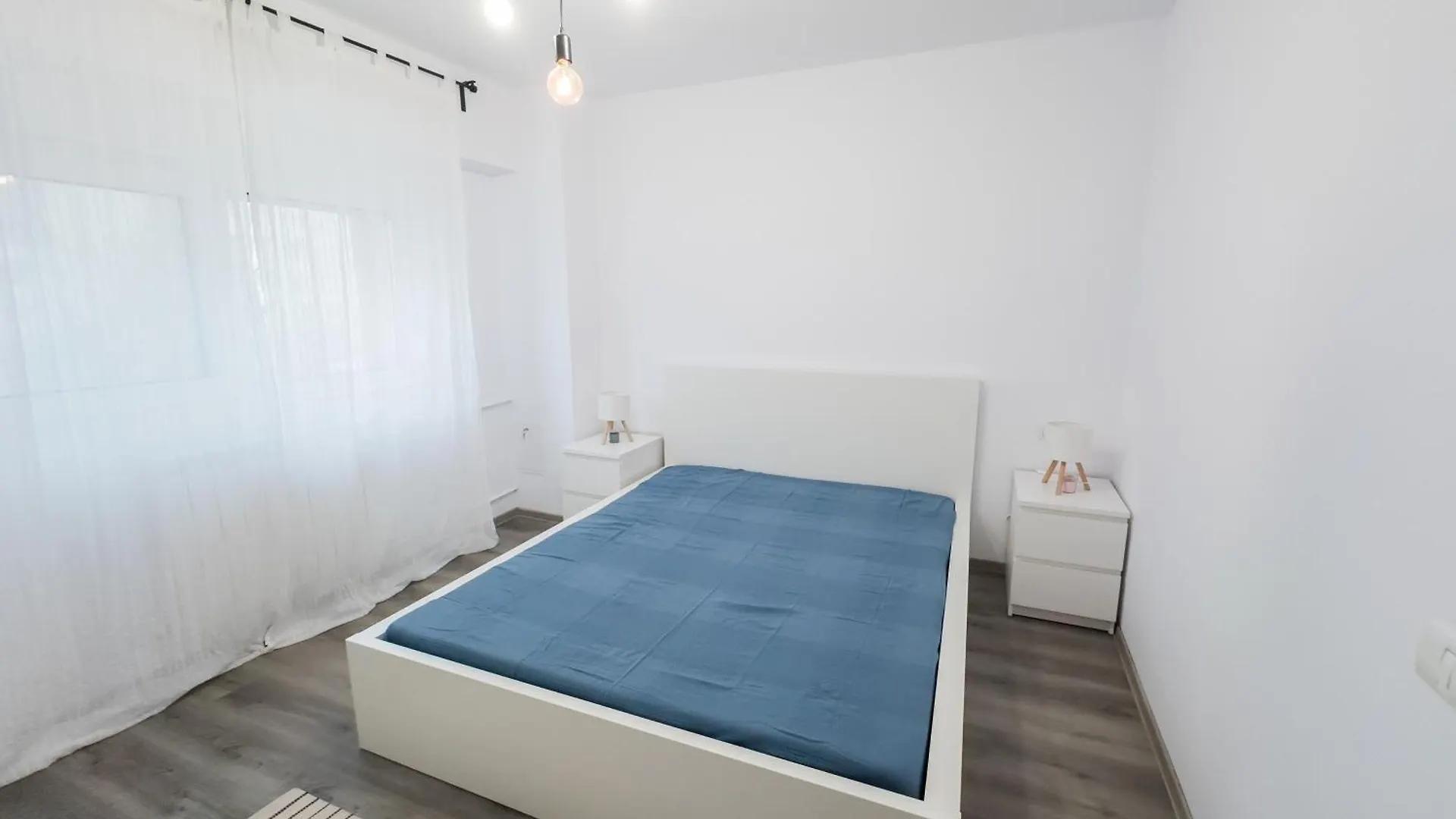 Urban House Bucharest Apartment