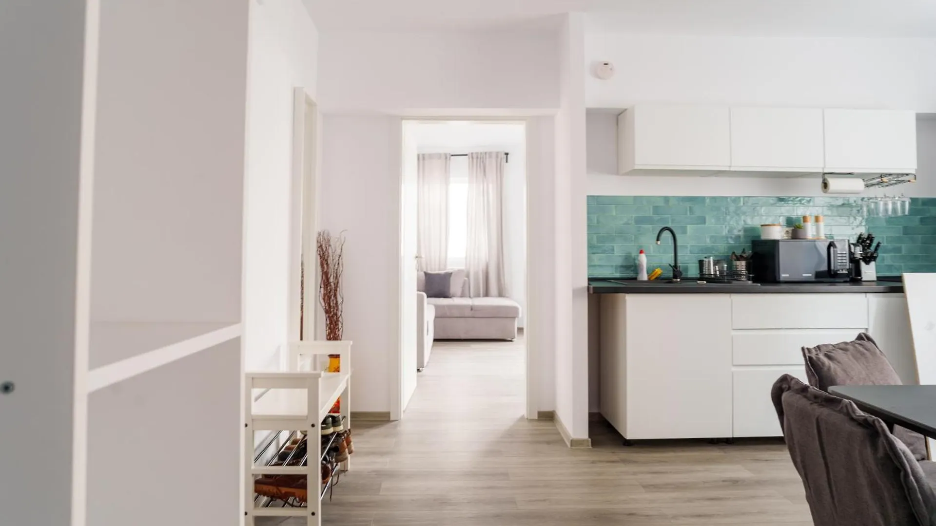 Urban House Bucharest Apartment