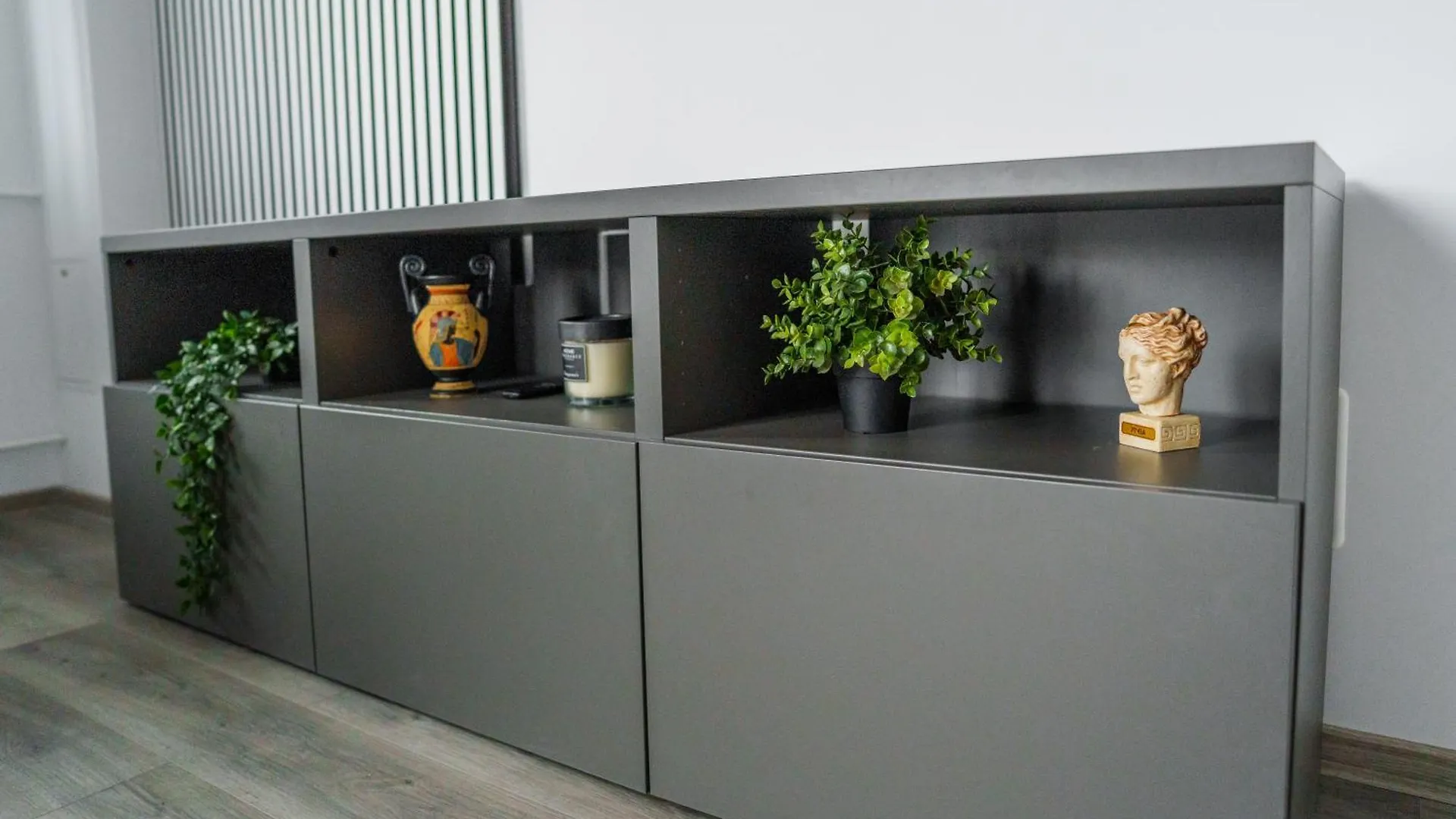 Urban House Bucharest Apartment